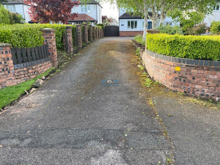 Natural Grey Block Paved Driveway with Charcoal Edge and Apron in Chester