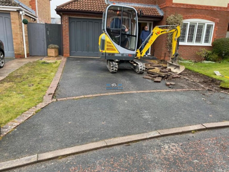 Tarmac Driveway with Double Brindle Border in Ellesmere Port