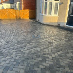Paving Rhuddlan