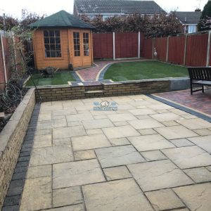Patios Abergele