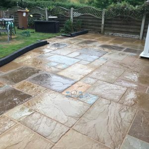 Patios Aston