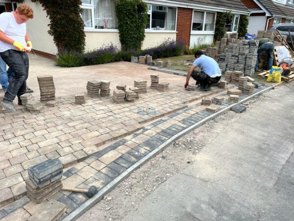 Rhino pave driveway with heather tegula paving with charcoal border and pinstripe in mold flintshire 2.jpeg